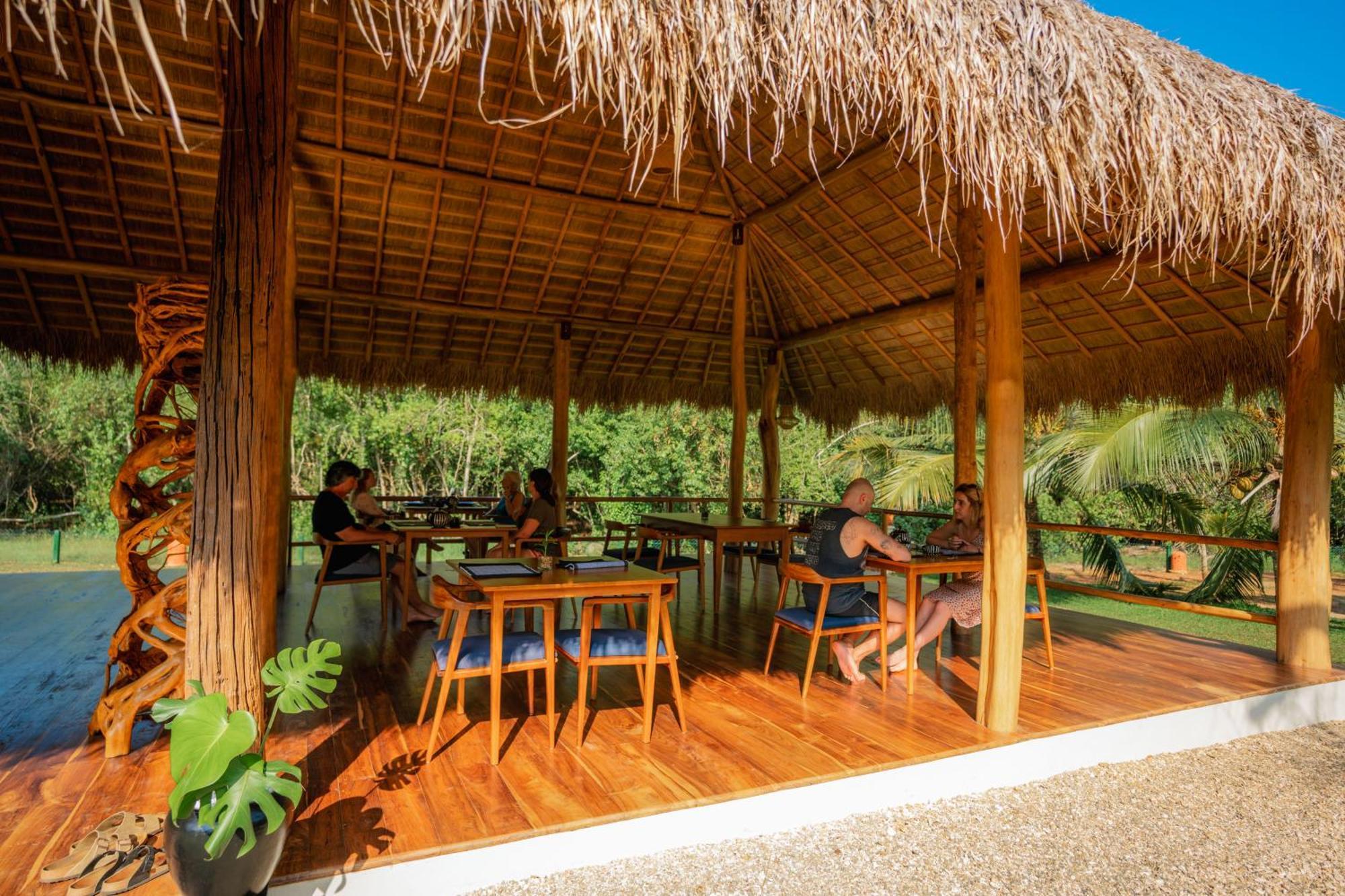 Omkara Rekawa Hotel Tangalle Buitenkant foto