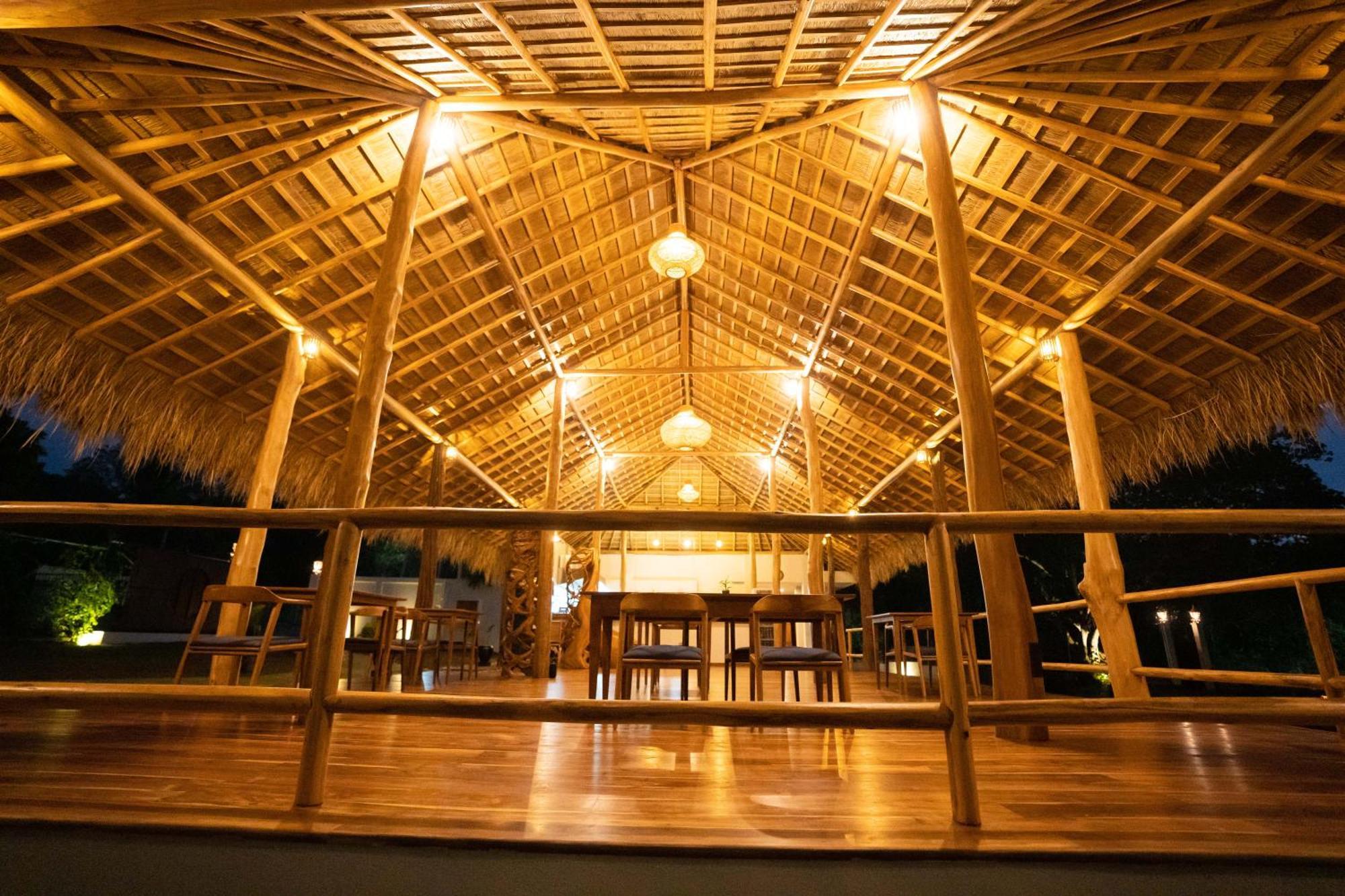 Omkara Rekawa Hotel Tangalle Buitenkant foto