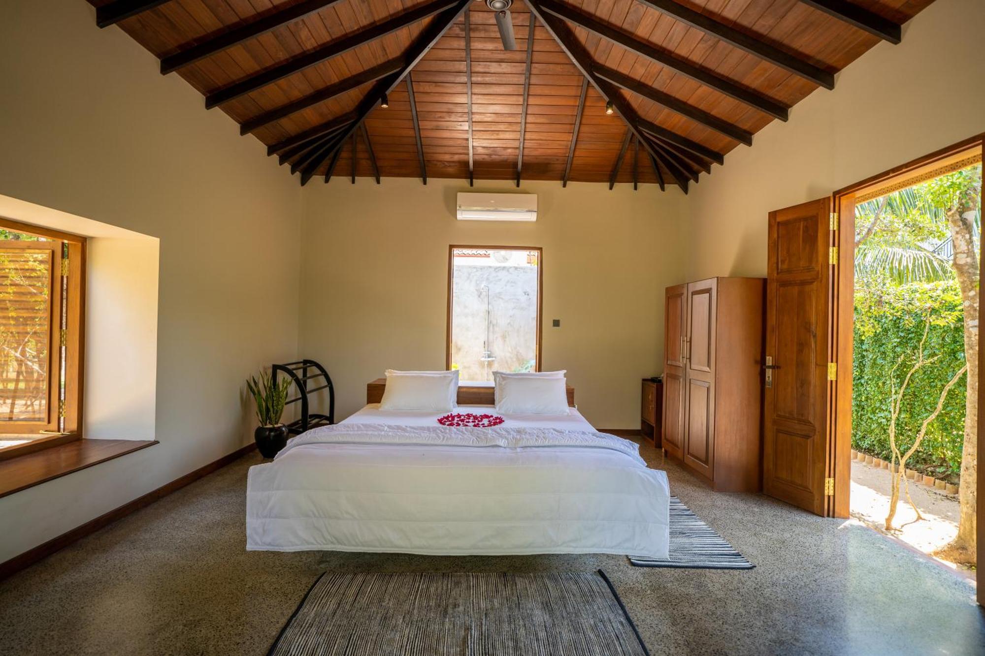 Omkara Rekawa Hotel Tangalle Buitenkant foto
