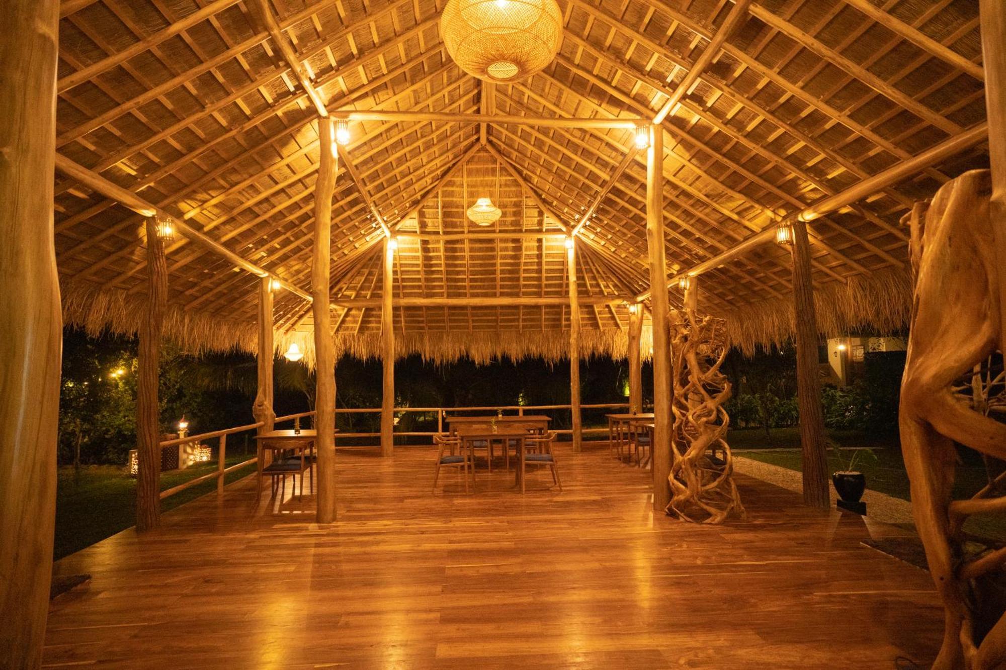 Omkara Rekawa Hotel Tangalle Buitenkant foto