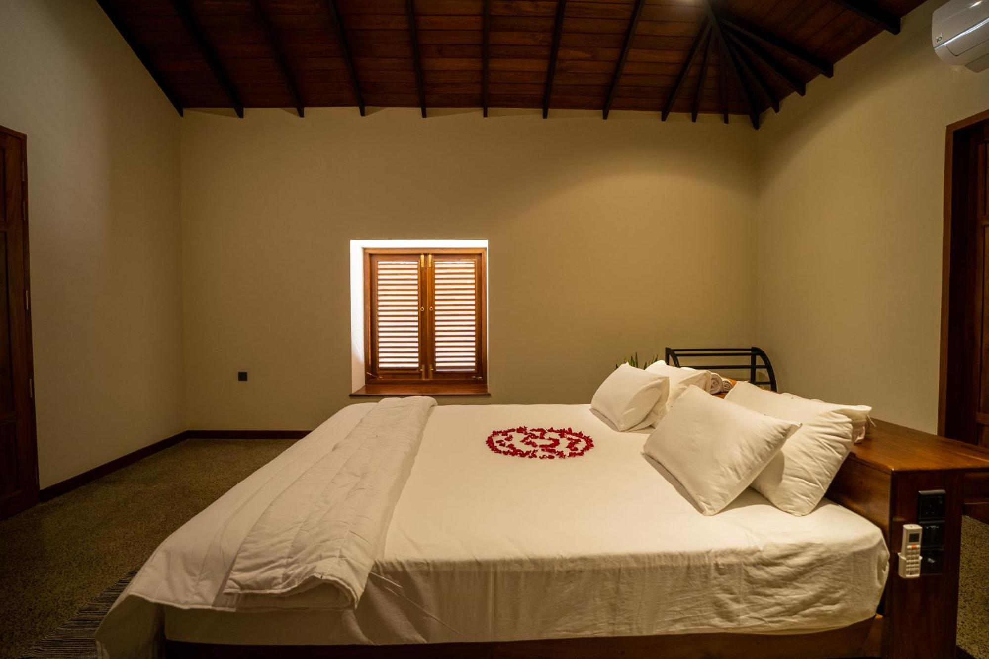 Omkara Rekawa Hotel Tangalle Buitenkant foto